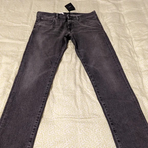 Edwin Jeans - Picture 1 of 4
